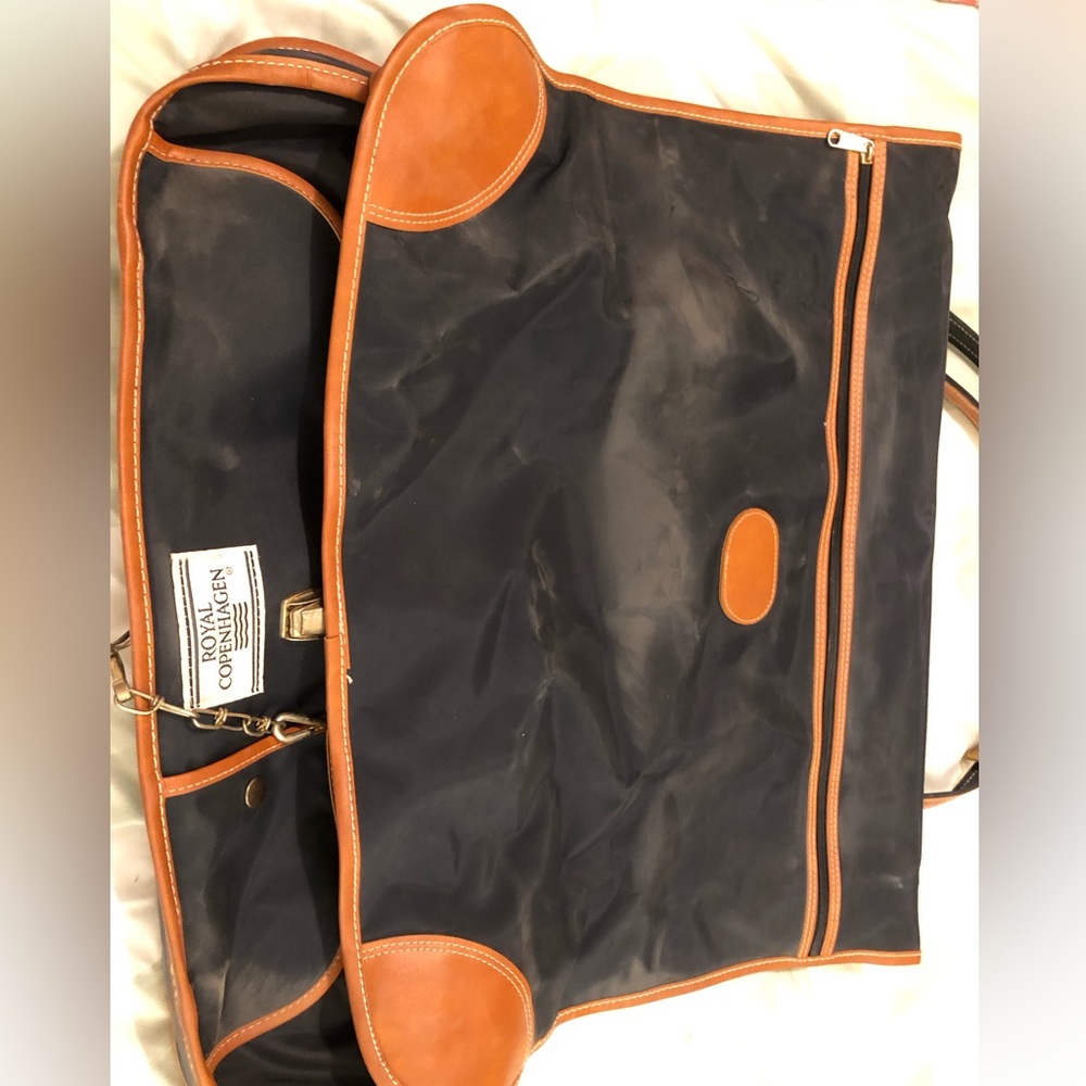 Vintage Royal Cophegan navy with brown trim travel garment hanging bag